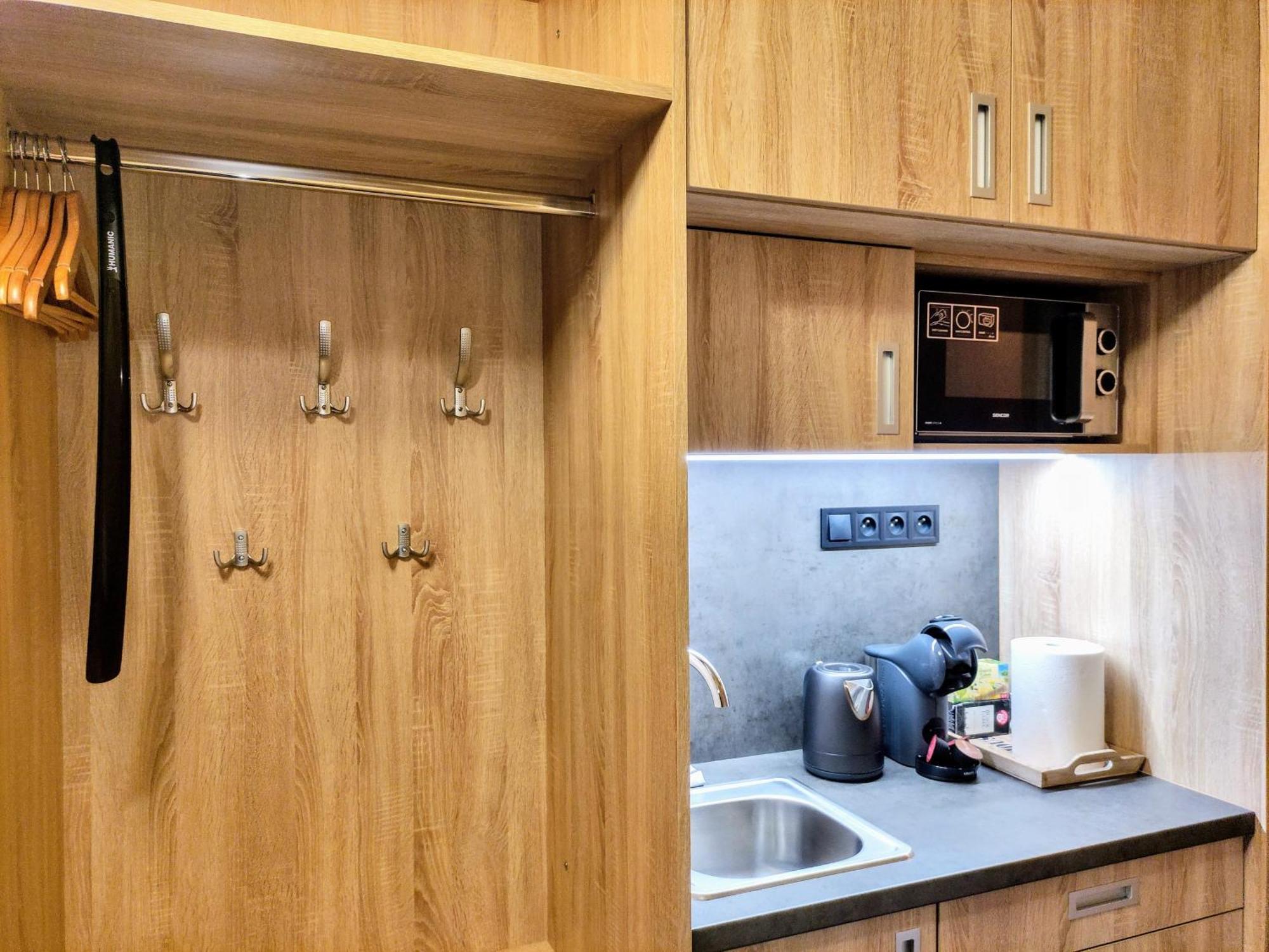 WELLNESS APARTMÁN RESIDENT HARRACHOV C308 Horský apartmán 2KK s velkou terasou a vlastním parkováním v garáži Esterno foto