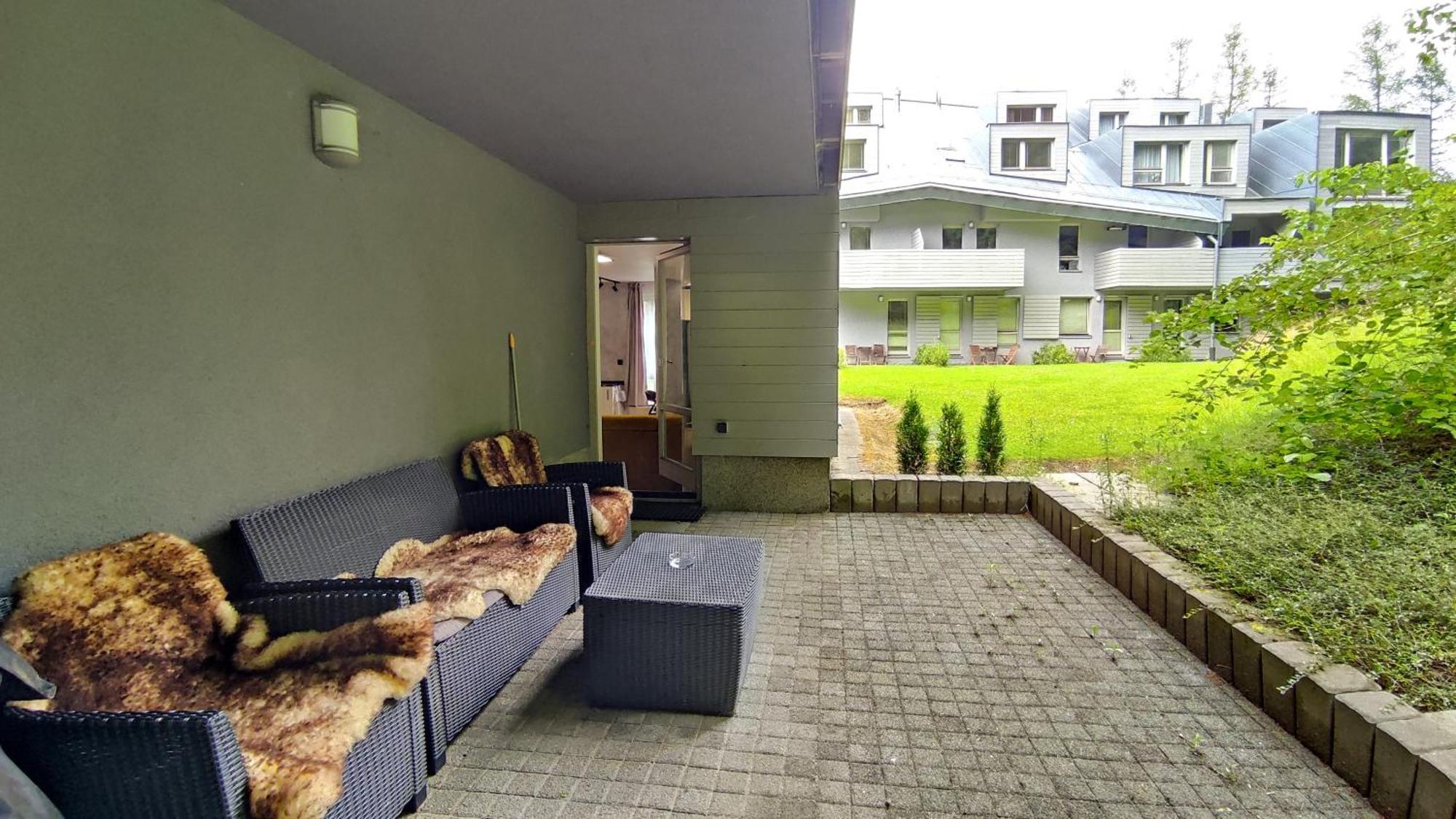 WELLNESS APARTMÁN RESIDENT HARRACHOV C308 Horský apartmán 2KK s velkou terasou a vlastním parkováním v garáži Esterno foto